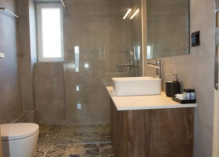 Anemoessa Aria Daire Lixouri