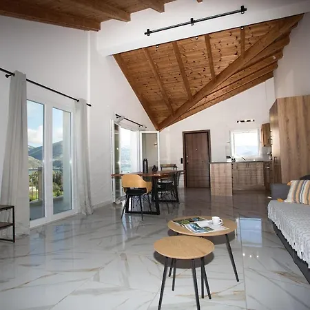 Anemoessa Aria Apartman *