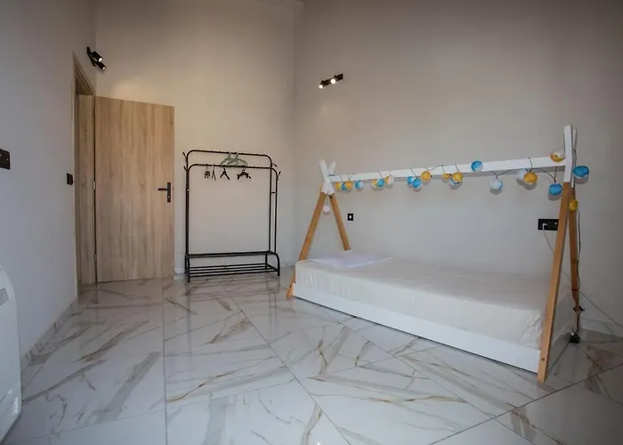 Anemoessa Aria * Lixúri