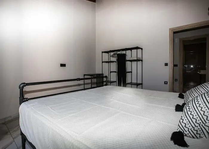 Anemoessa Aria Apartman *